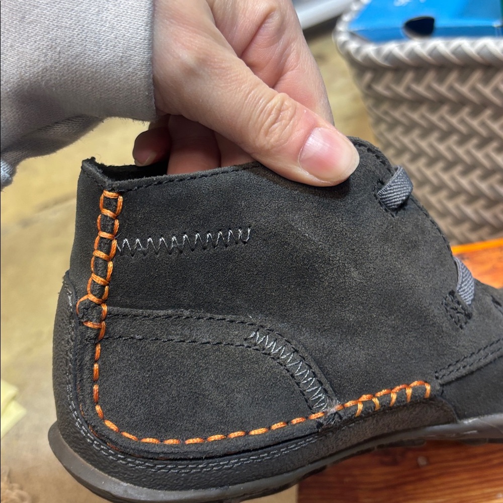 NAME YOUR PRICE ๐ฅ Stylish Black Suede mens Shoes - Picture 2 of 4